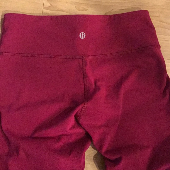 lululemon athletica Pants - Lululemon Raspberry Crop Leggings 6
